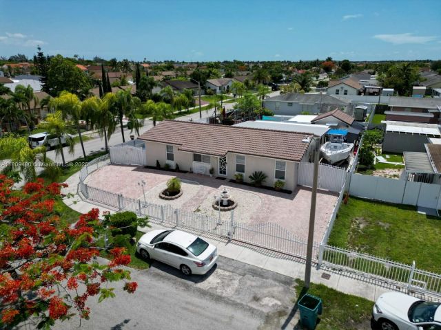 Home for sale at 25305 SW 124 CT - photo 6073548