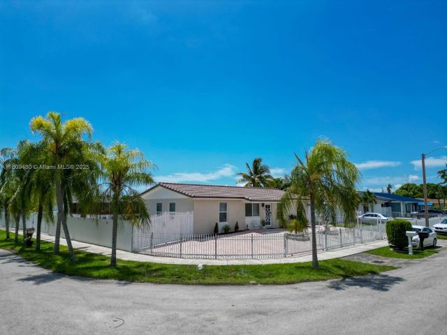 Home for sale at 25305 SW 124 CT - photo 6073549