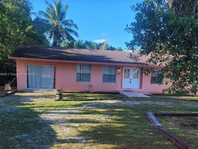 Home for rent at 14910 S River Dr 1 - photo 6107294