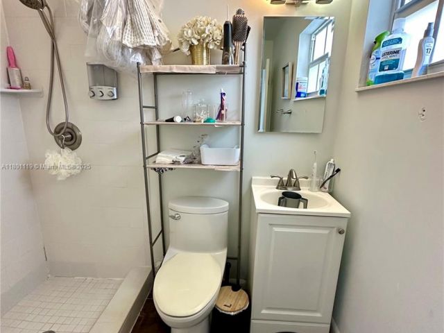 Home for sale at 21000 NE 26th Ave - photo 6076868