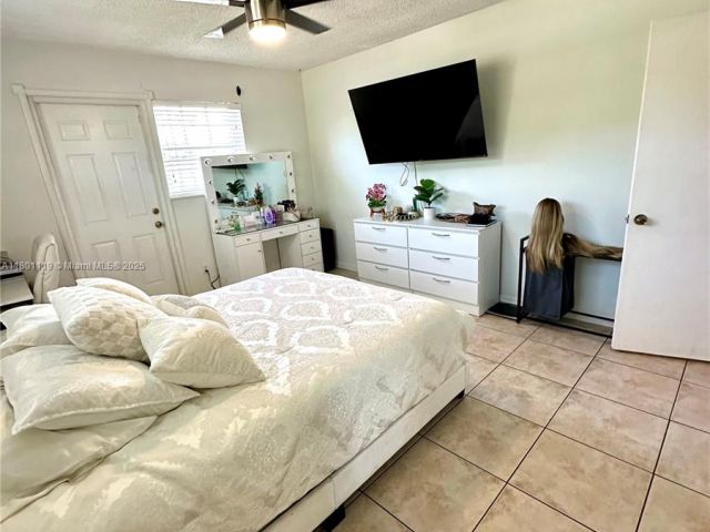 Home for sale at 21000 NE 26th Ave - photo 6076869