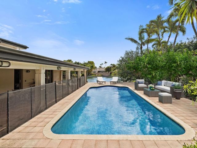 Home for sale at 3150 N 35th St - photo 6087633