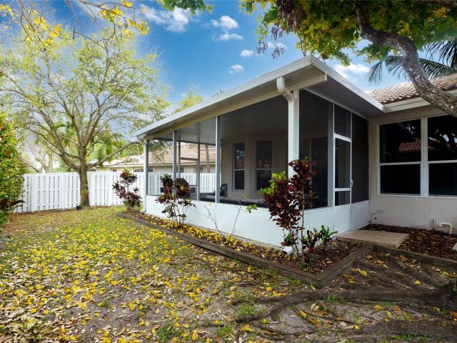 Home for sale at 801 NW 130th Ave - photo 6200489