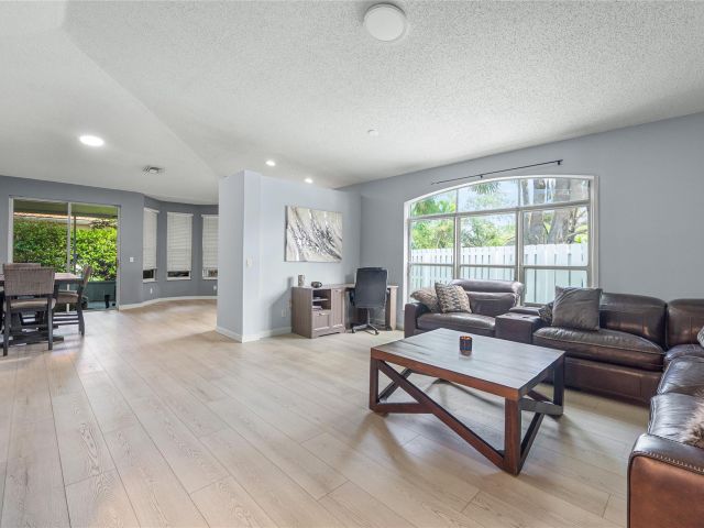 Home for sale at 801 NW 130th Ave - photo 6200501