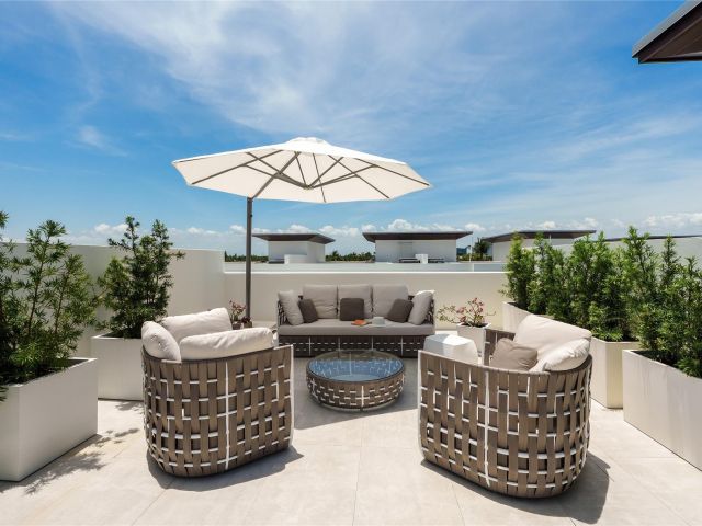 Home for sale at 244 Shore Ct - photo 6084743