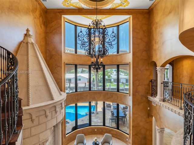 Home for sale at 1011 Rhodes Villa Ave - photo 6077863