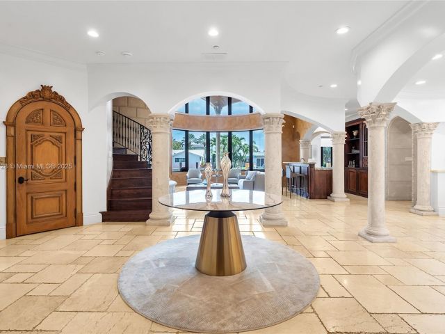 Home for sale at 1011 Rhodes Villa Ave - photo 6077866