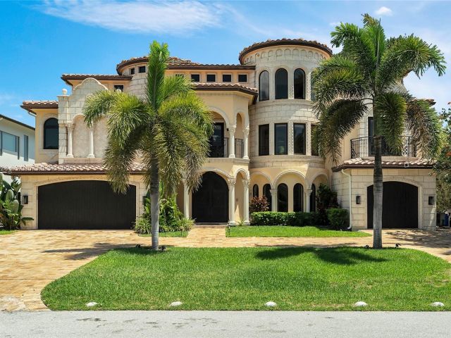 Home for sale at 1011 Rhodes Villa Ave - photo 6077867