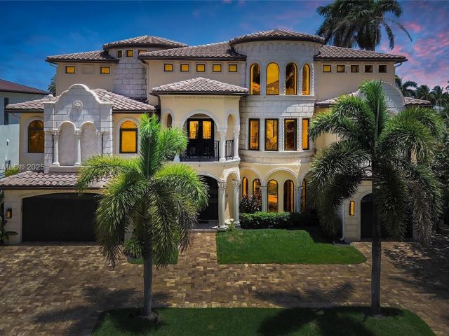 Home for sale at 1011 Rhodes Villa Ave - photo 6077873