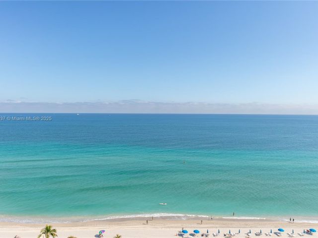 Apartment for rent  Unit #1002 - photo 6081104