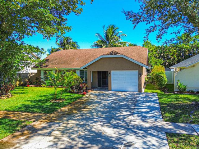 Home for sale at 22388 Swordfish Dr - photo 6090498