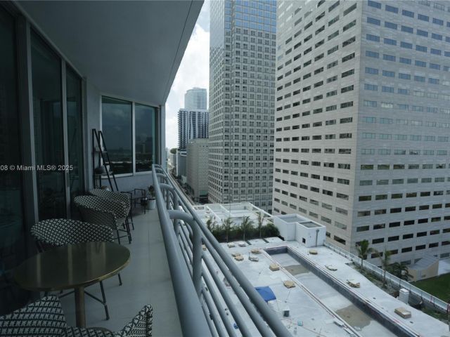 Apartment for sale  Unit #1822 - photo 6081234