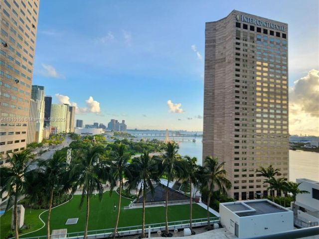 Apartment for sale  Unit #1822 - photo 6081235