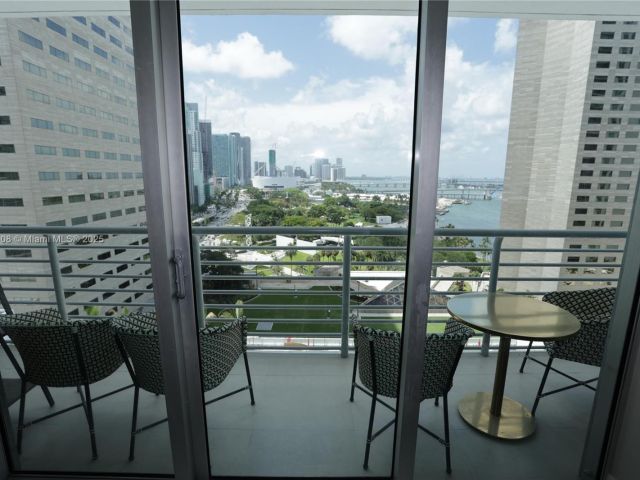 Apartment for sale  Unit #1822 - photo 6081236