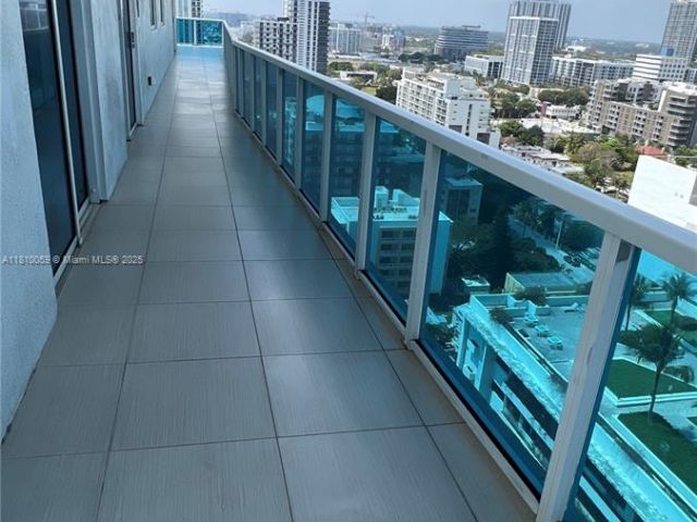 Apartment for sale  Unit #1703 - photo 6081496