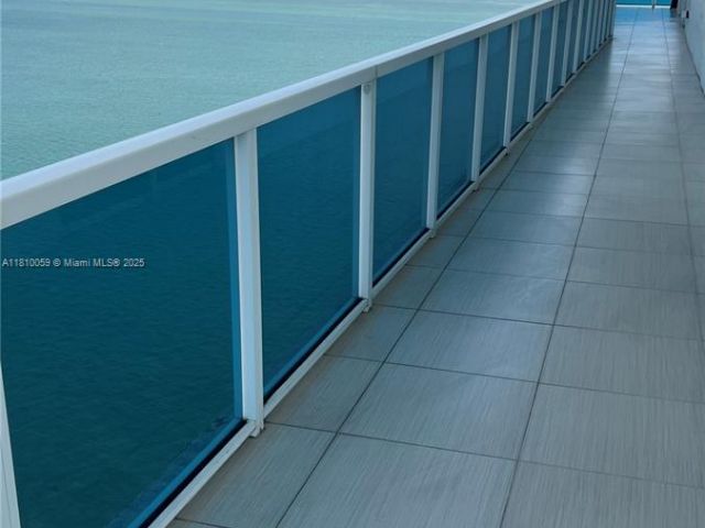 Apartment for sale  Unit #1703 - photo 6081503