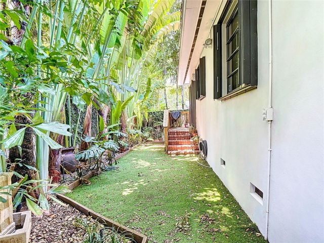 Home for sale at 2810 Crystal Ct - photo 6079514