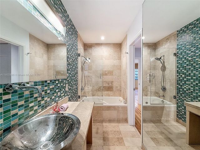 Home for sale at 2810 Crystal Ct - photo 6079519