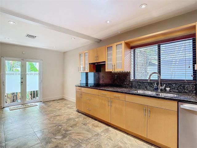 Home for sale at 2810 Crystal Ct - photo 6079522