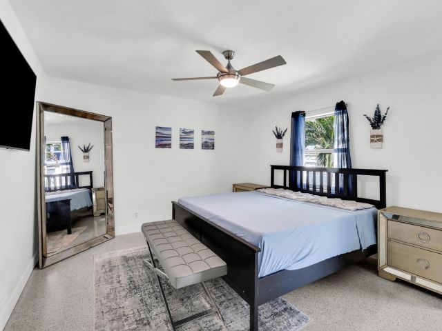 Home for rent at 505 N Ocean Blvd - photo 6117631