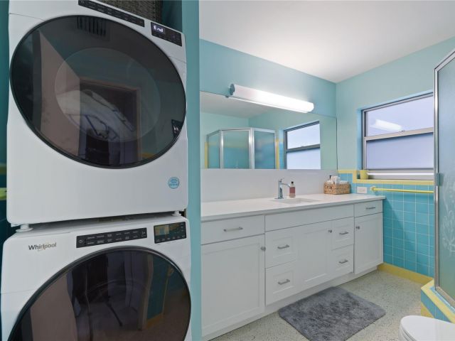 Home for rent at 505 N Ocean Blvd - photo 6117633