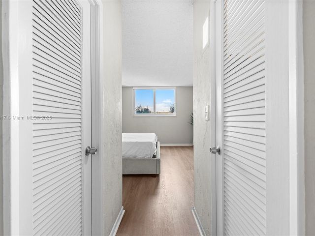 Apartment for sale  Unit #317 - photo 6081297