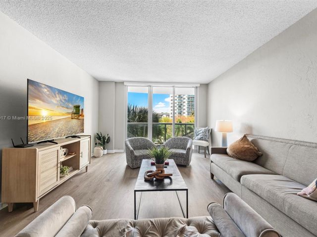 Apartment for sale  Unit #317 - photo 6081306