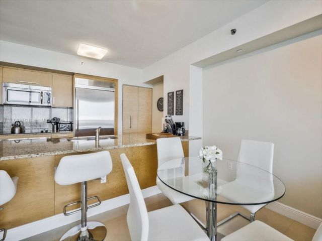 Apartment for sale  Unit #5009 - photo 6081779