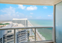 Apartment #5009 at Beach Club II