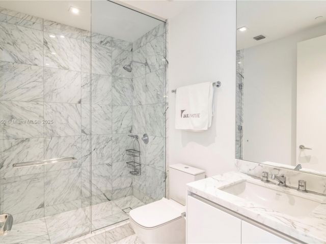 Apartment for sale  Unit #2504 - photo 6085055