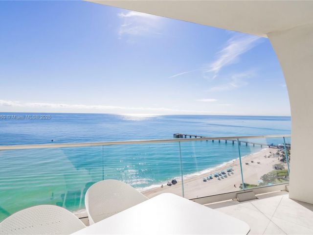 Apartment for sale  Unit #2504 - photo 6085069