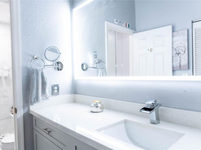 Home for sale at 1102 SW 158th ave - photo 6178745