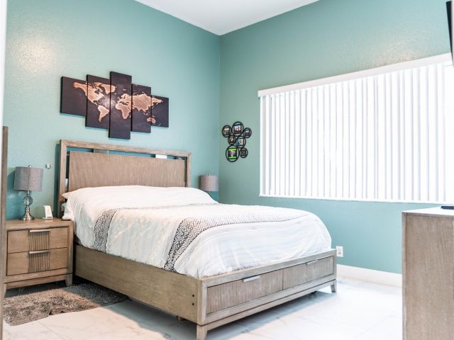 Home for sale at 1102 SW 158th ave - photo 6178748