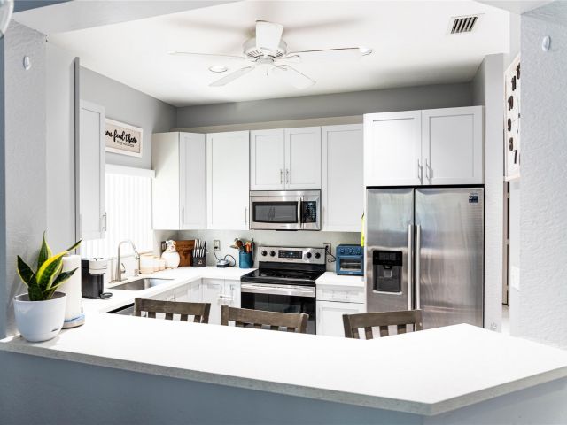 Home for sale at 1102 SW 158th ave - photo 6178751