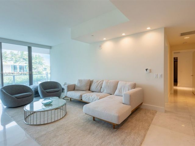 Apartment for sale  Unit #205S - photo 6081767