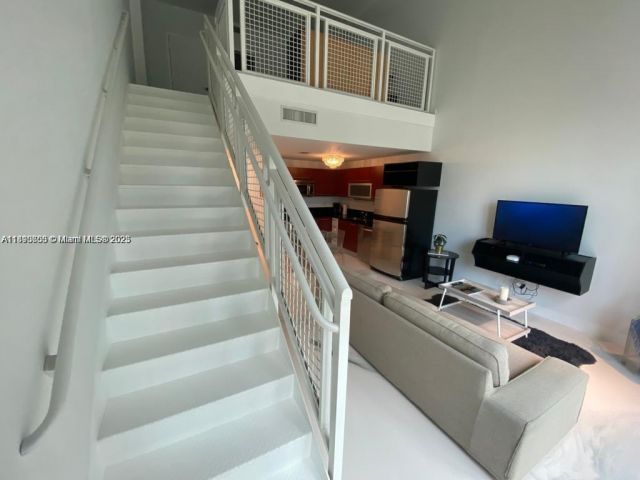 1-bedroom condo for rent in Miami - 244 Biscayne Blvd 643 - MondialRealty