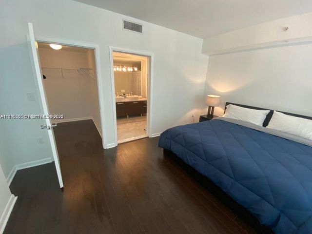 1-bedroom condo for rent in Miami - 244 Biscayne Blvd 643 - MondialRealty