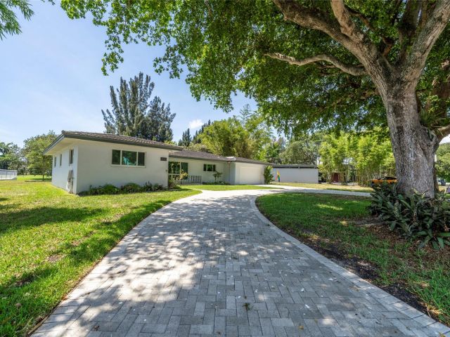 Home for rent at 3140 Calle Largo Dr - photo 6113169