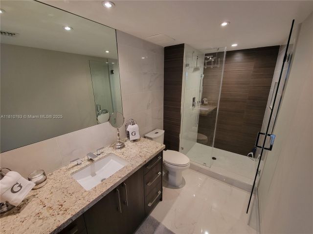 Apartment for rent  Unit #2312 - photo 6081798