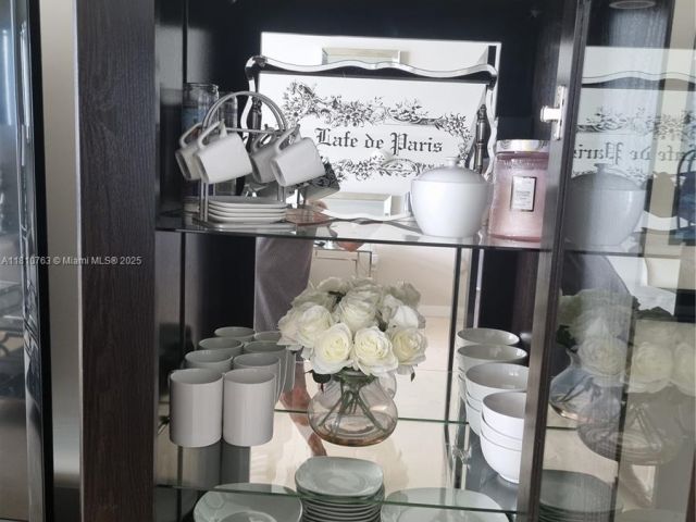 Apartment for rent  Unit #2312 - photo 6081800