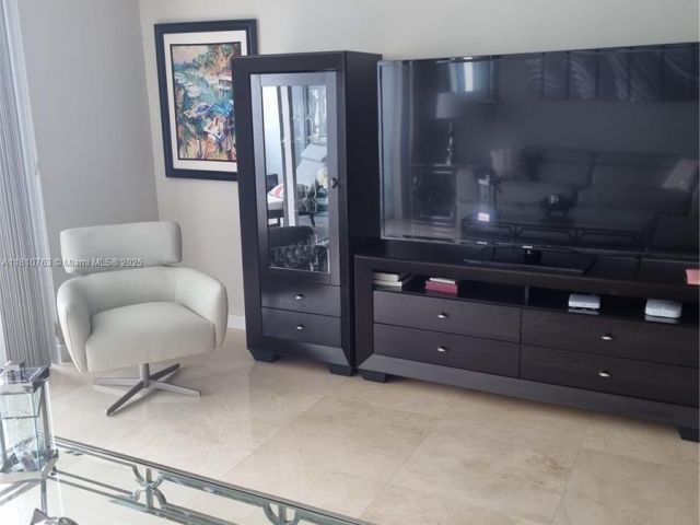 Apartment for rent  Unit #2312 - photo 6081801