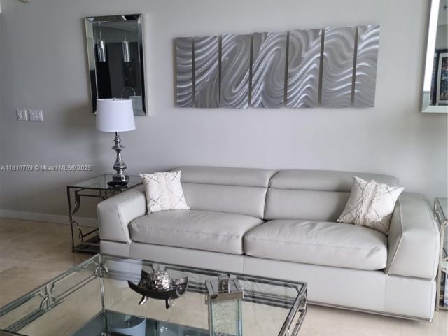 Apartment for rent  Unit #2312 - photo 6081802