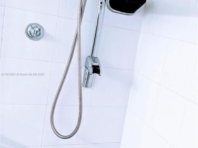 Apartment for rent  Unit #2409 - photo 6105867