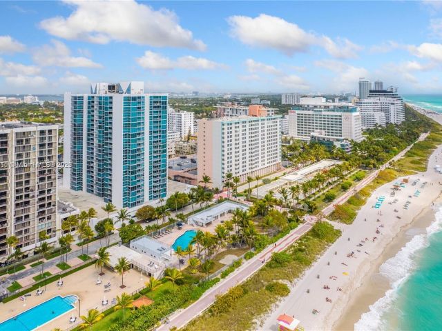 Apartment for rent  Unit #2409 - photo 6105872