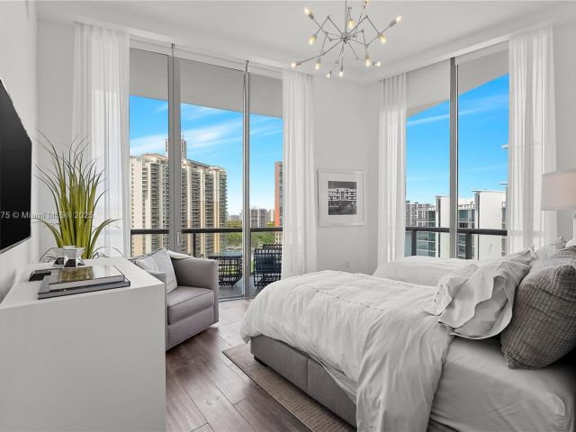 Apartment for sale  Unit #UPH08 - photo 6085524