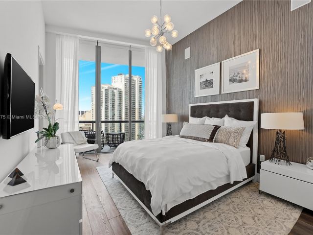 Apartment for sale  Unit #UPH08 - photo 6085527