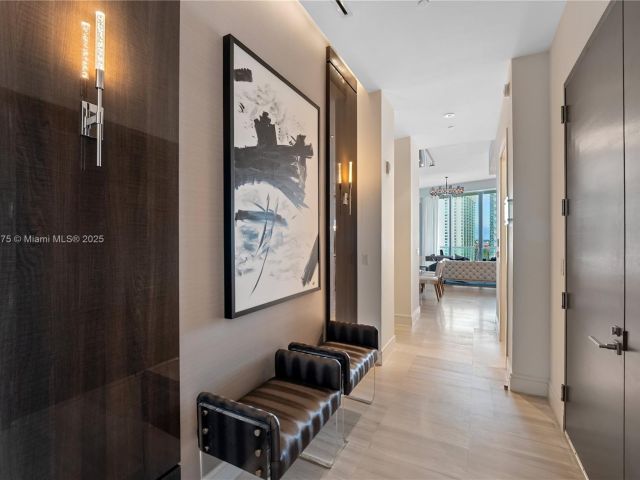 Apartment for sale  Unit #UPH08 - photo 6085529