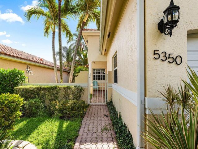 Home for sale at 5350 Casa Real Drive - photo 6101327