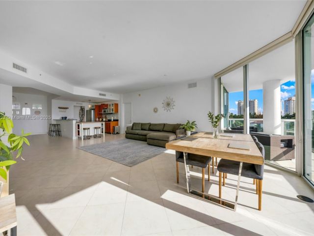 Apartment for sale  Unit #2-506 - photo 6085428