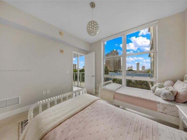 Apartment for sale  Unit #2-506 - photo 6085430